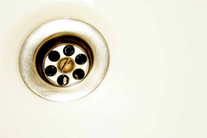 Be Your Own Plumber! Get Rid Of That Bad Drain Odor In 2 Non-Chemical Steps