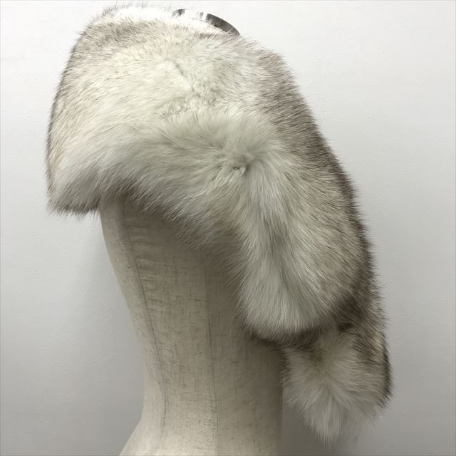 Natural Ways To Remove Yellowed Stains From A Fur Hat