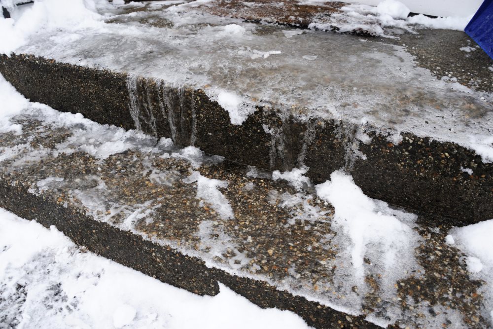 How To Remove Ice On The Driveway Without Damaging Concrete